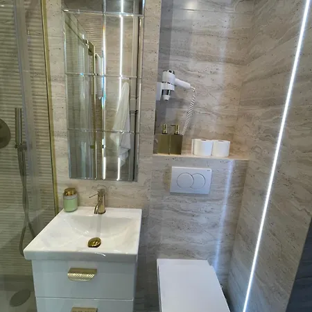 In The Center * Varšava